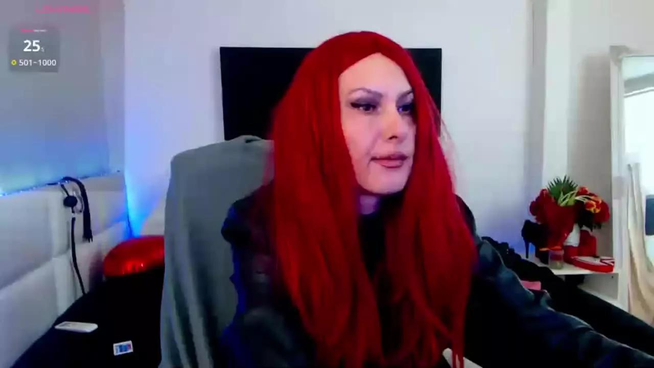 EvelynQueen on Streamray 