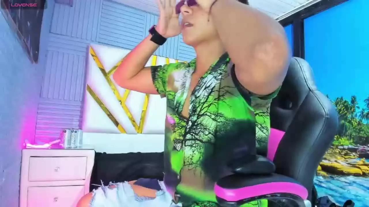 FuckRichi20 on Streamray 