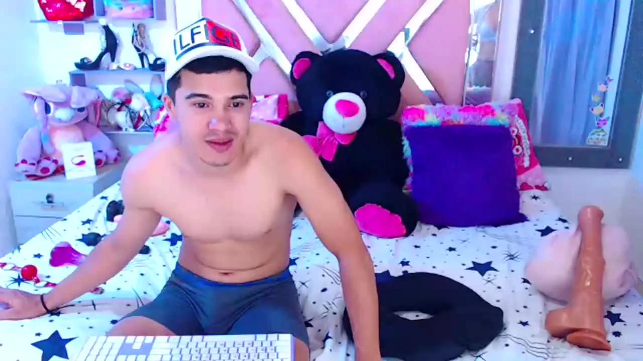 HaleyBlair on Streamray 