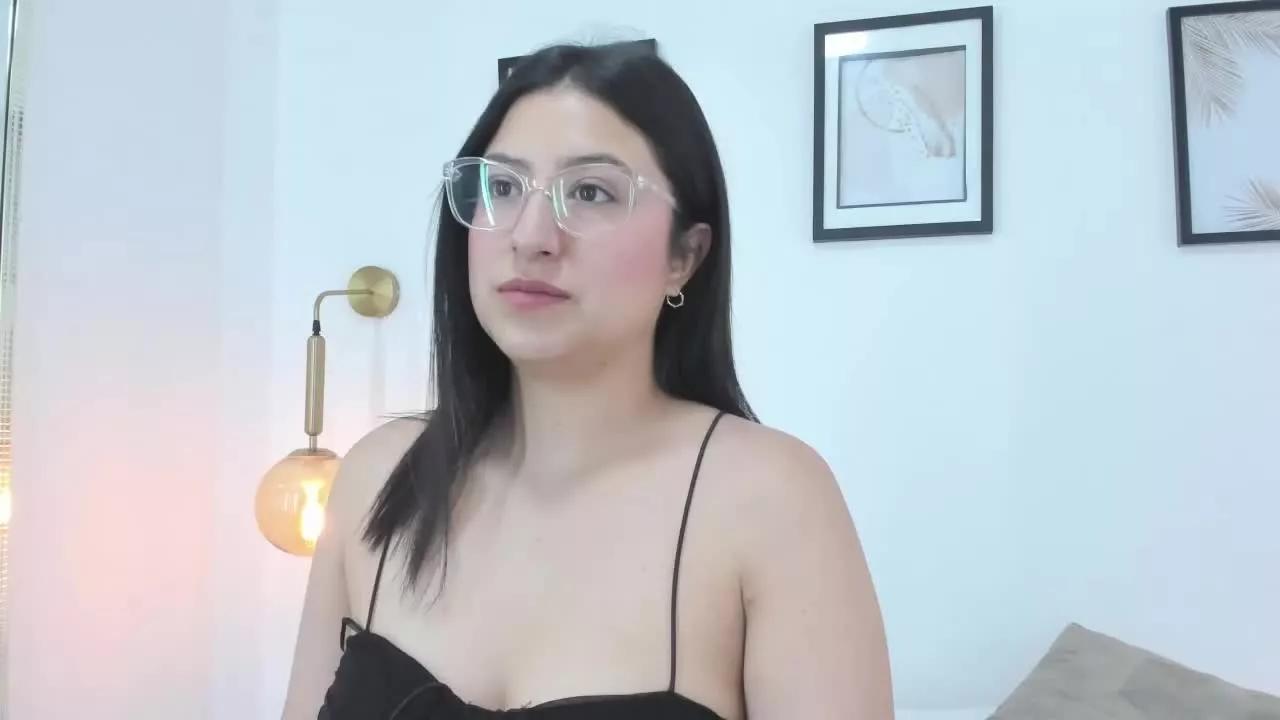 IsabelleLeblanc on Streamray 