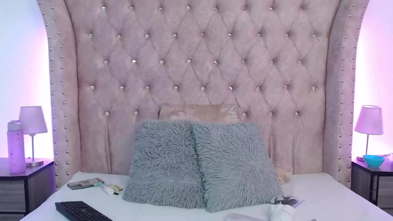 Jessica_Carter_1 on Streamray 