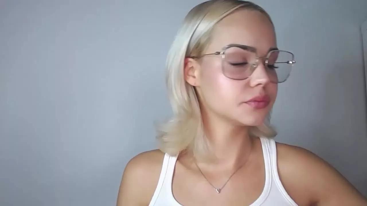 LexieShow on Streamray 