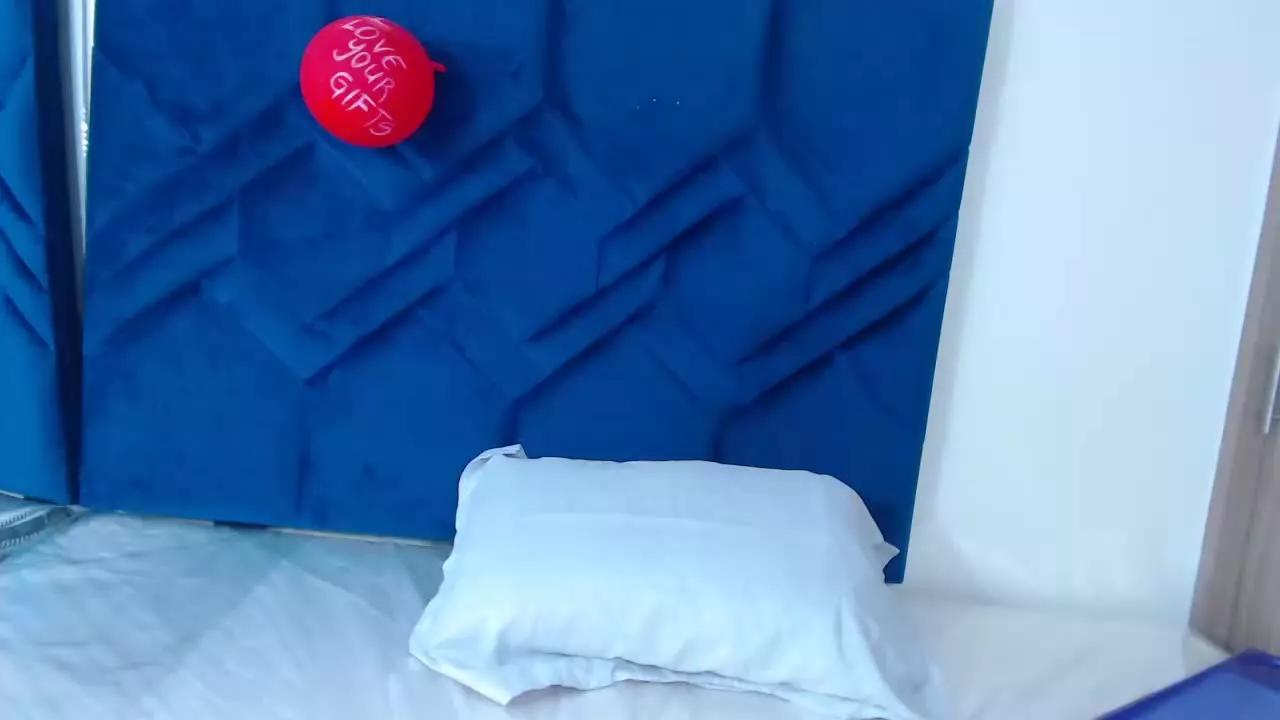 Mia_Carter on Streamray 