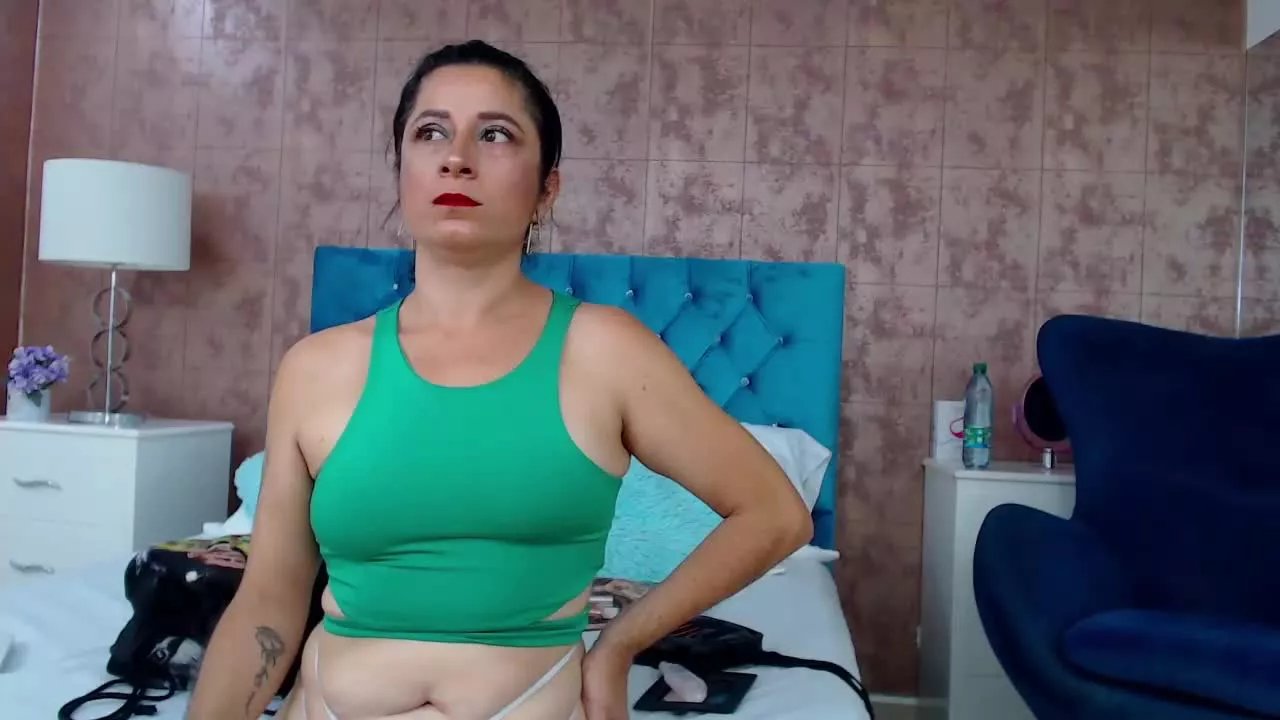 NancyBreeze on Streamray 