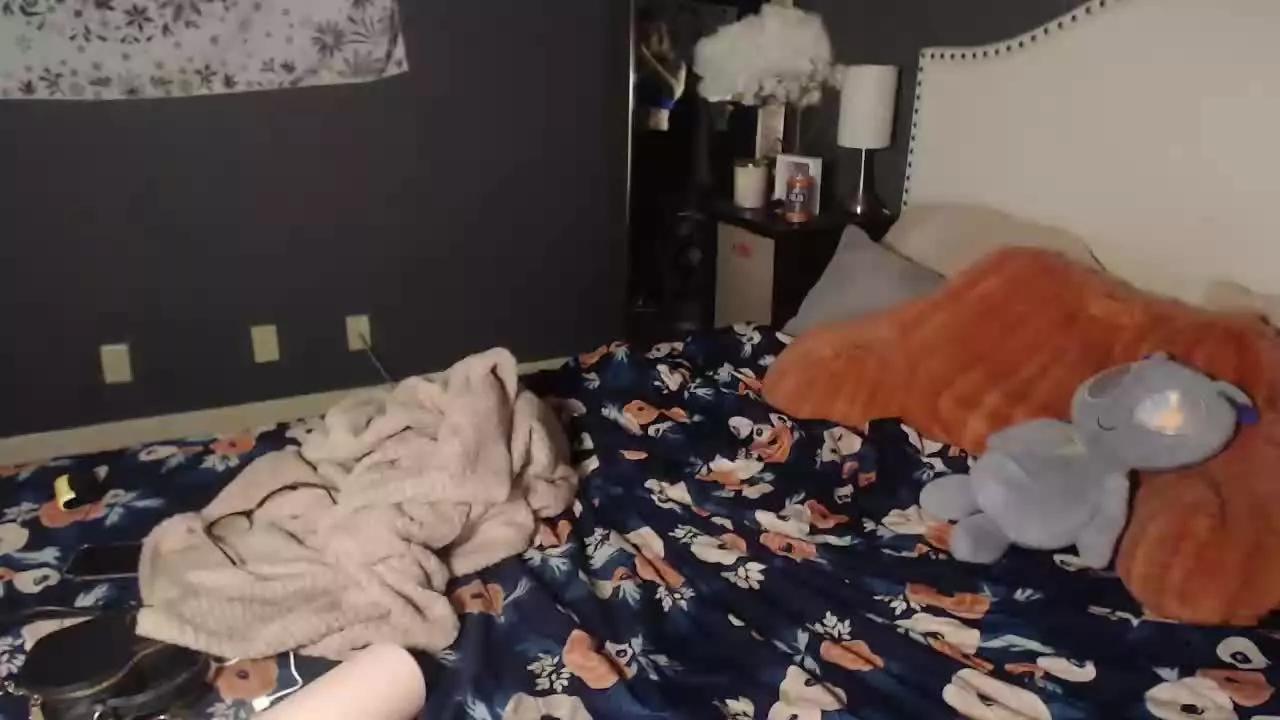 SnowWhiteXo on Streamray 