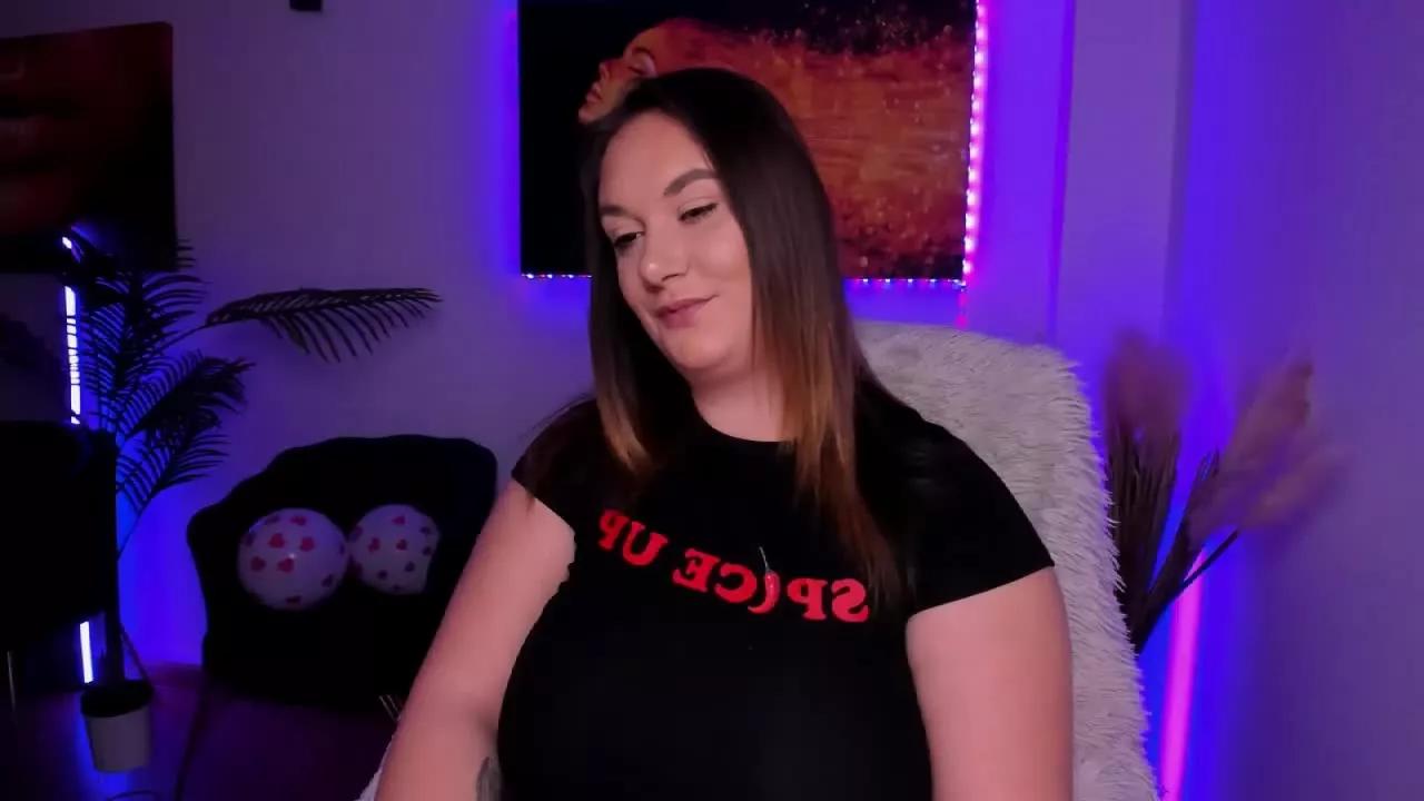 SophieBing on Streamray 