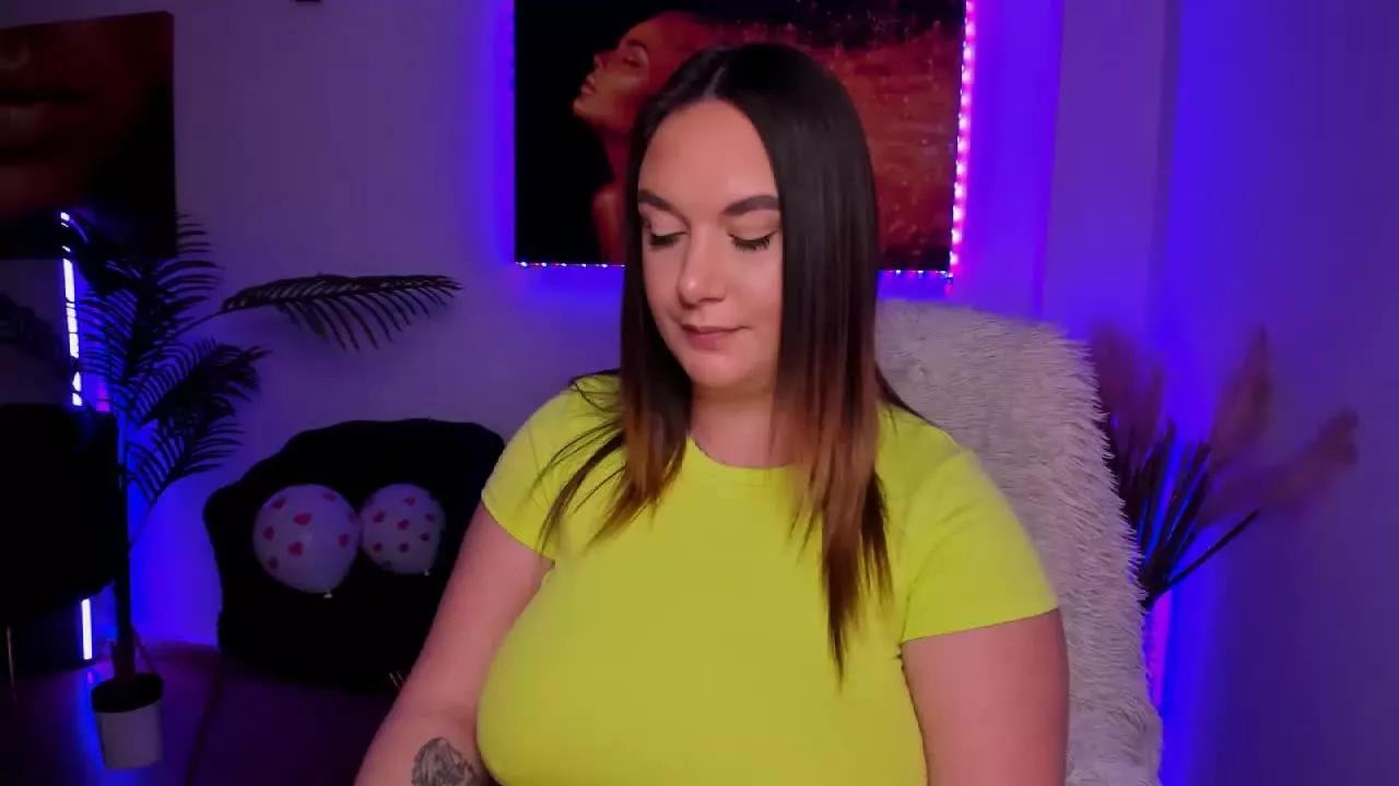 SophieBing on Streamray 