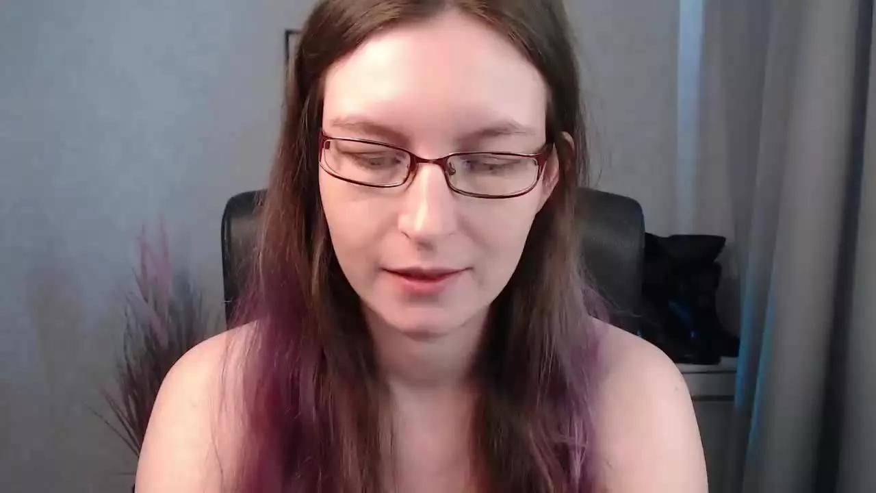 tastyEmma on Streamray 