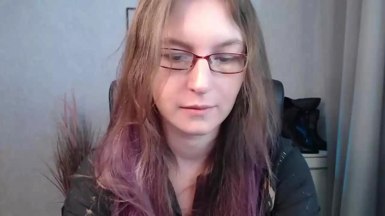 tastyEmma on Streamray 