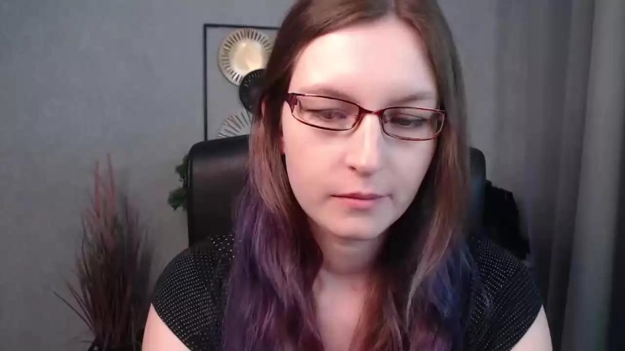 tastyEmma on Streamray 