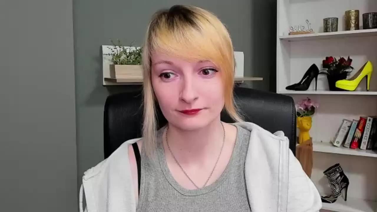 TeaseBlair on Streamray 
