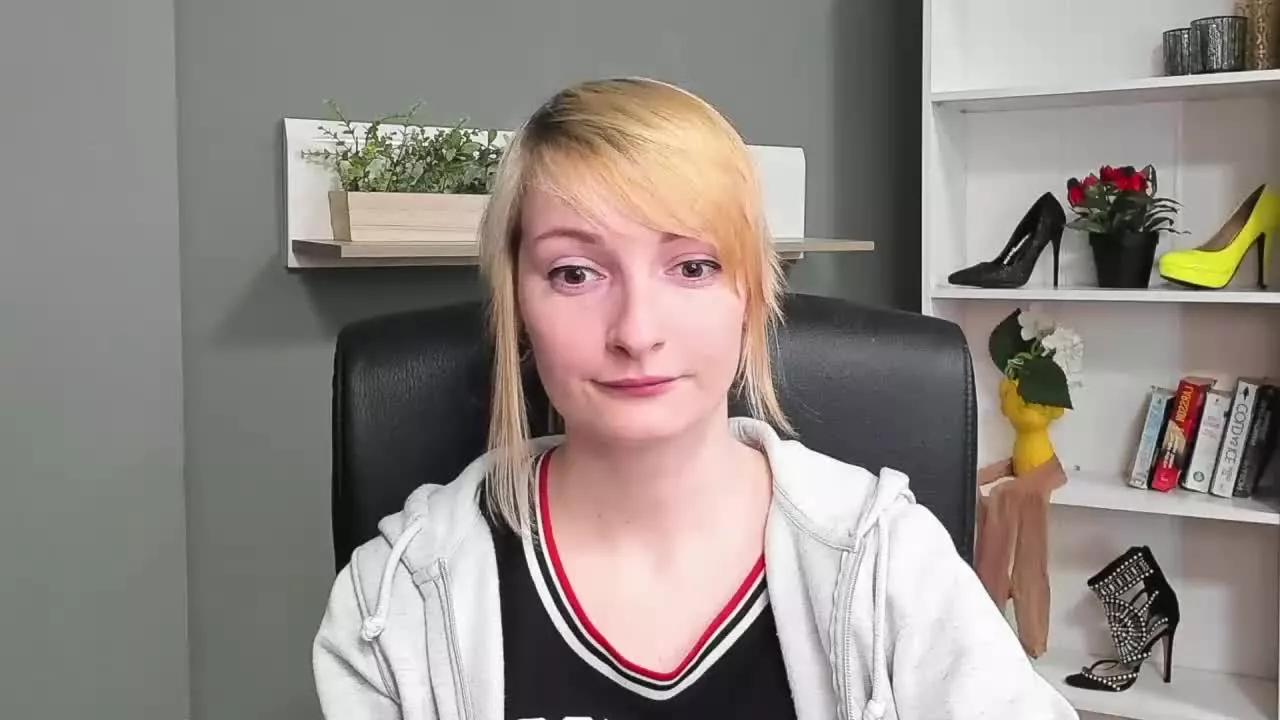 TeaseBlair on Streamray 