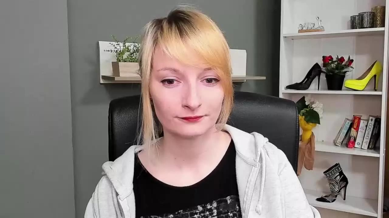 TeaseBlair on Streamray 