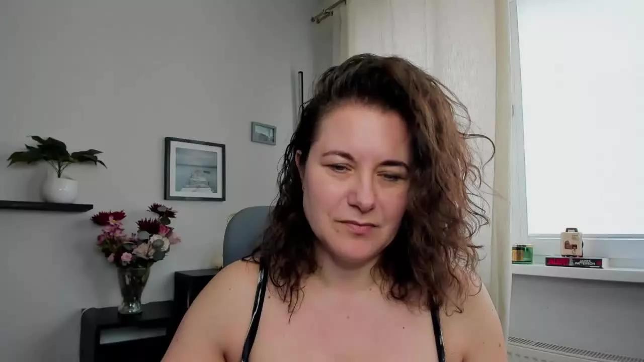 TeaseOlivia on Streamray 