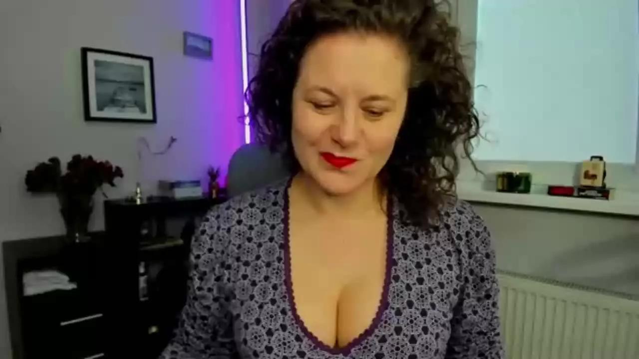 TeaseOlivia on Streamray 
