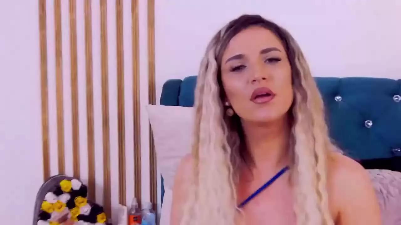 TiffanyAddams on Streamray 
