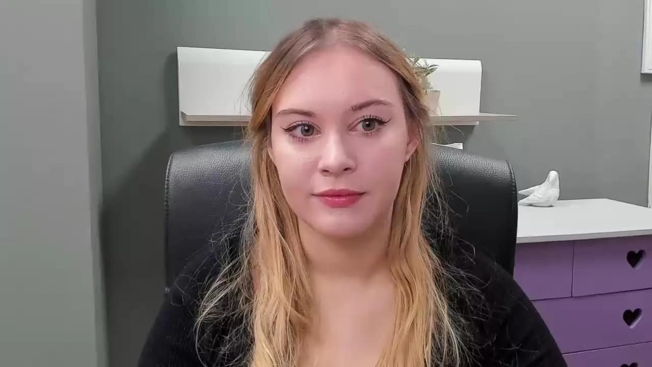 ValeriaKitty on Streamray 