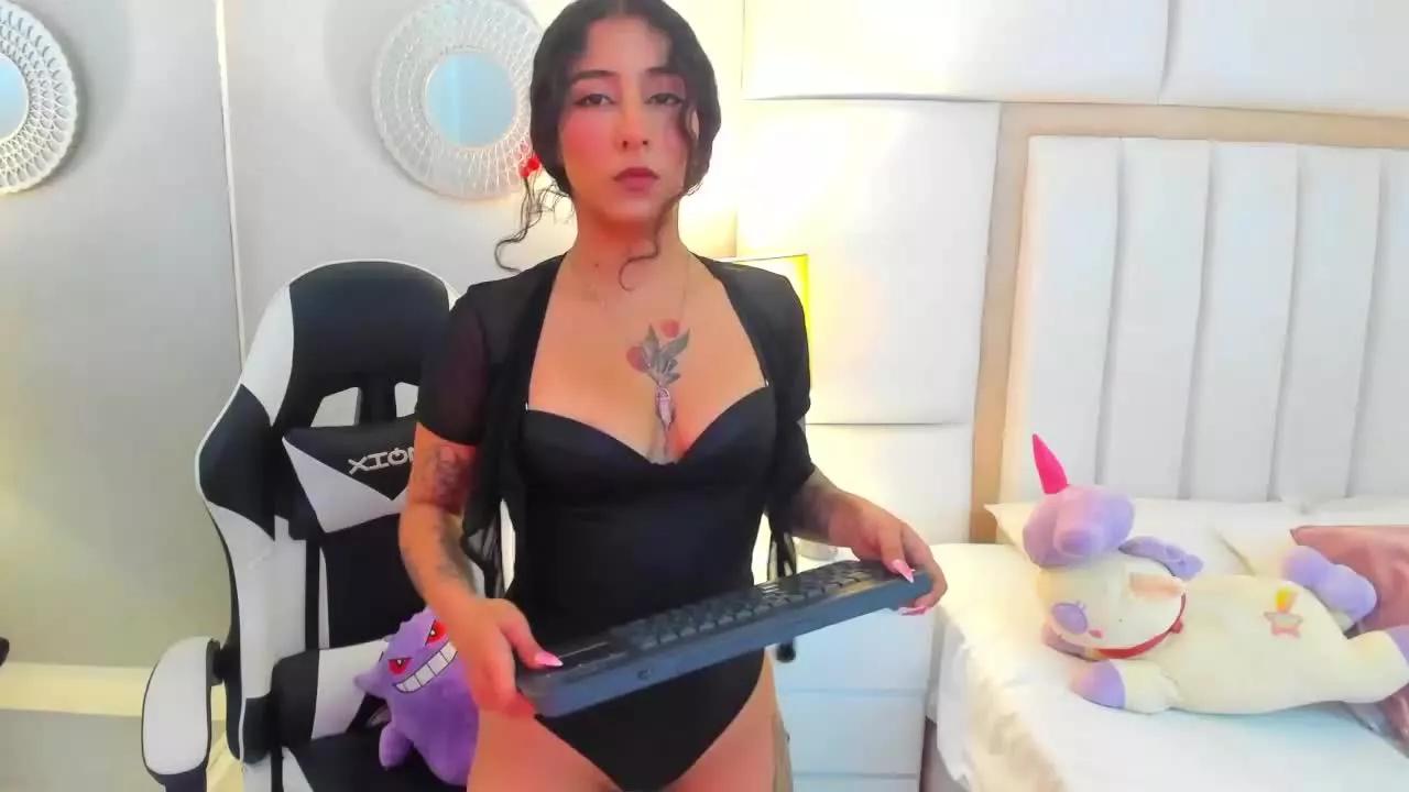 VioletaFosterr on Streamray 