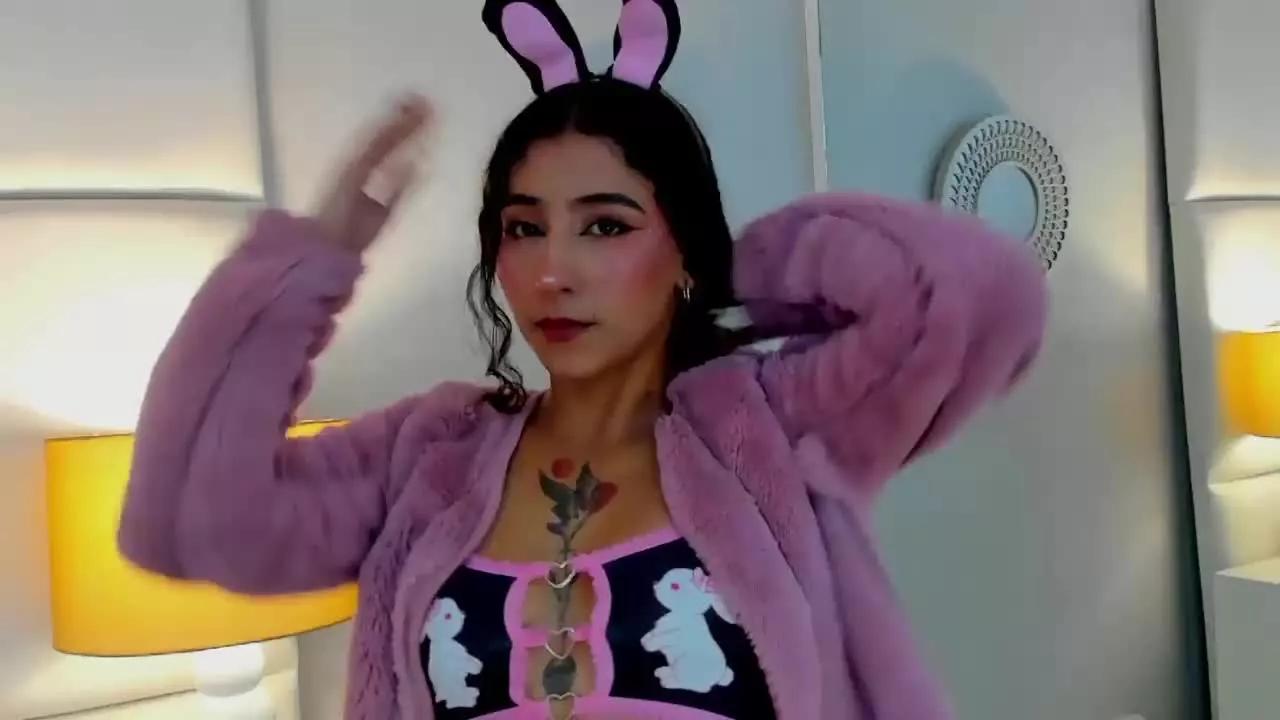 VioletaFosterr on Streamray 
