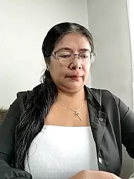 Masturbate to StripChat's __valentina18 __valentina18 from StripChat
