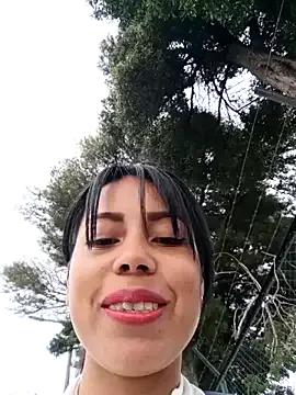 Freechat _andrea30 on StripChat