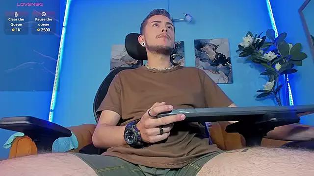 _hairybeard_ on StripChat 