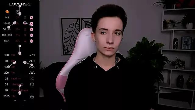 Freechat _Rein_ramm on StripChat