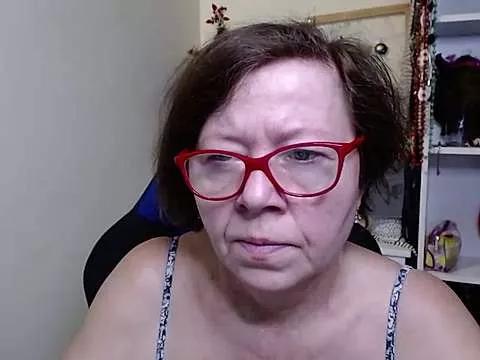 Freechat Adelewildx on StripChat