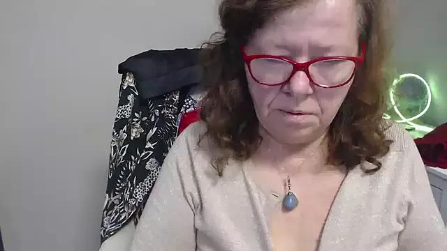 Freechat Adelewildx on StripChat