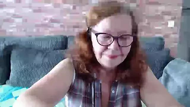 Freechat Adelewildx on StripChat