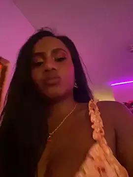 AlisonHoot69 on StripChat 