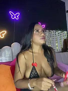 AlisonHoot69 on StripChat 