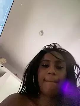 AlisonHoot69 on StripChat 