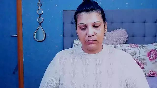 AmyCubes on StripChat 