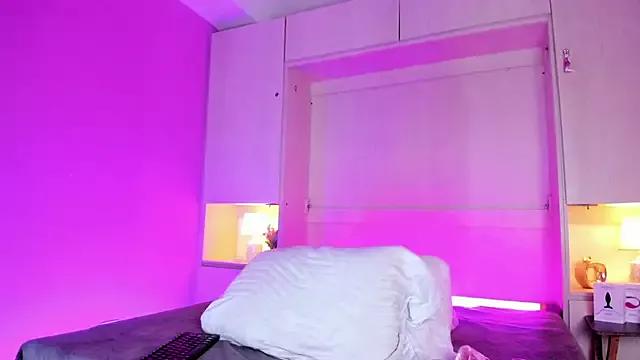 AngelaMiiller on StripChat 