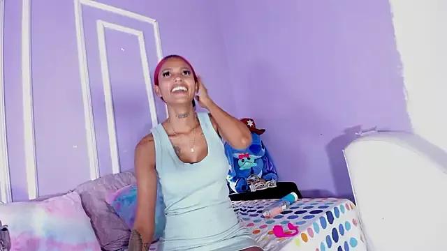 Freechat Antonellasmith00 on StripChat