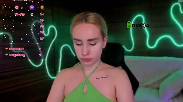 Group asol_muah on StripChat