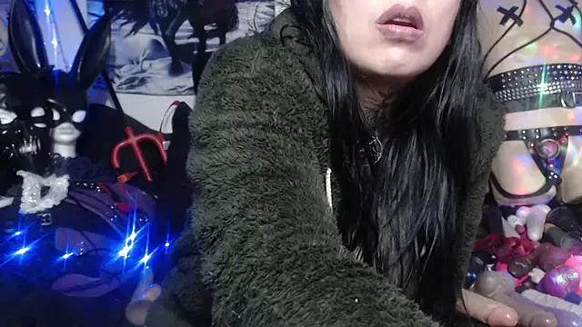 Astartexxx on StripChat 