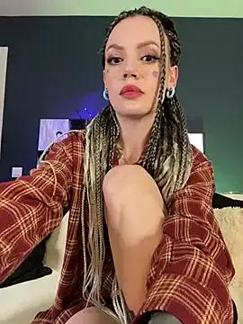 BlackKisa on StripChat 