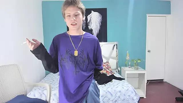 blondie_lover69 on StripChat 