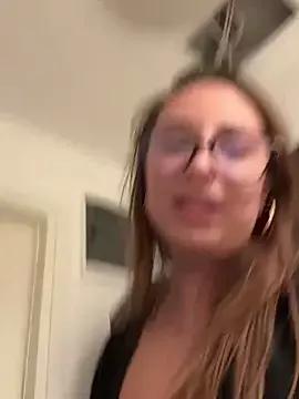 Freechat Celine_charme on StripChat