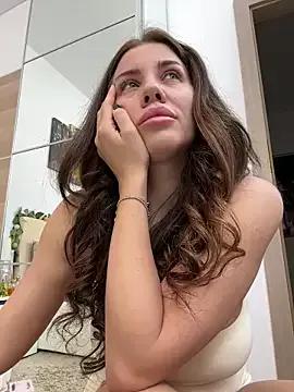 Freechat CelineReys on StripChat