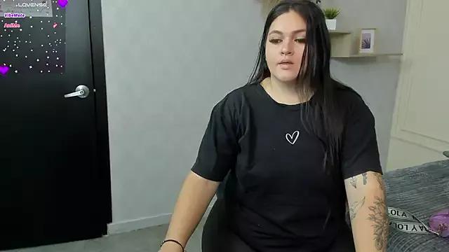 Charlotte_Mayer on StripChat 