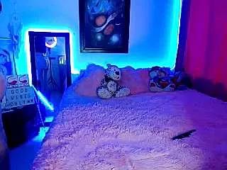 chelaqueen_ on StripChat 