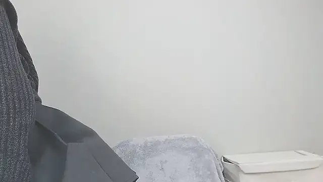 Group CocoaMilk18 on StripChat