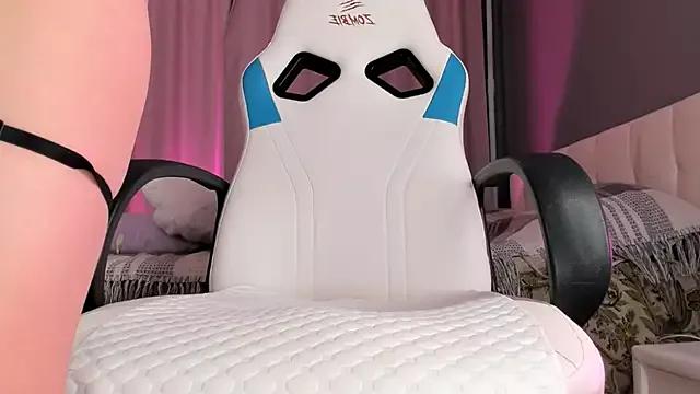 Dariana_Allen on StripChat 