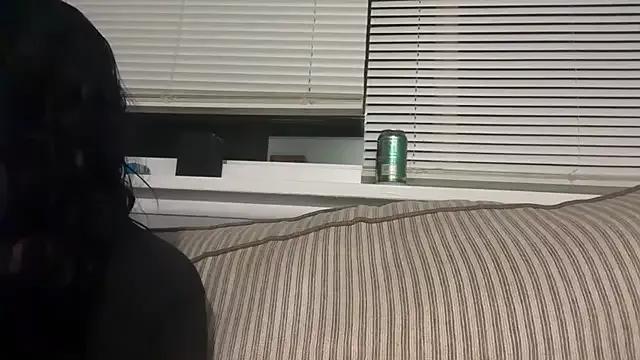 dazeyrayne on StripChat 