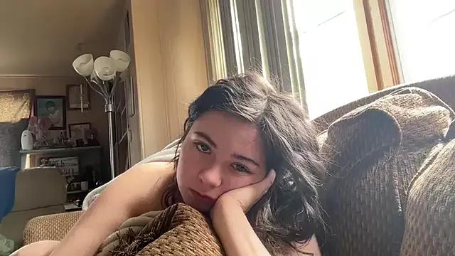 dazeyrayne on StripChat 