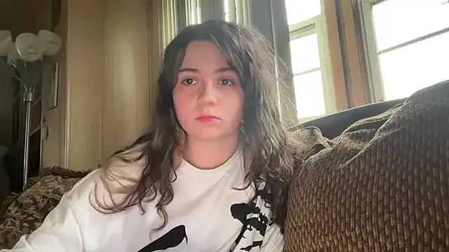 dazeyrayne on StripChat 