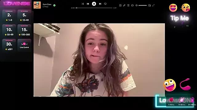 dazeyrayne on StripChat 